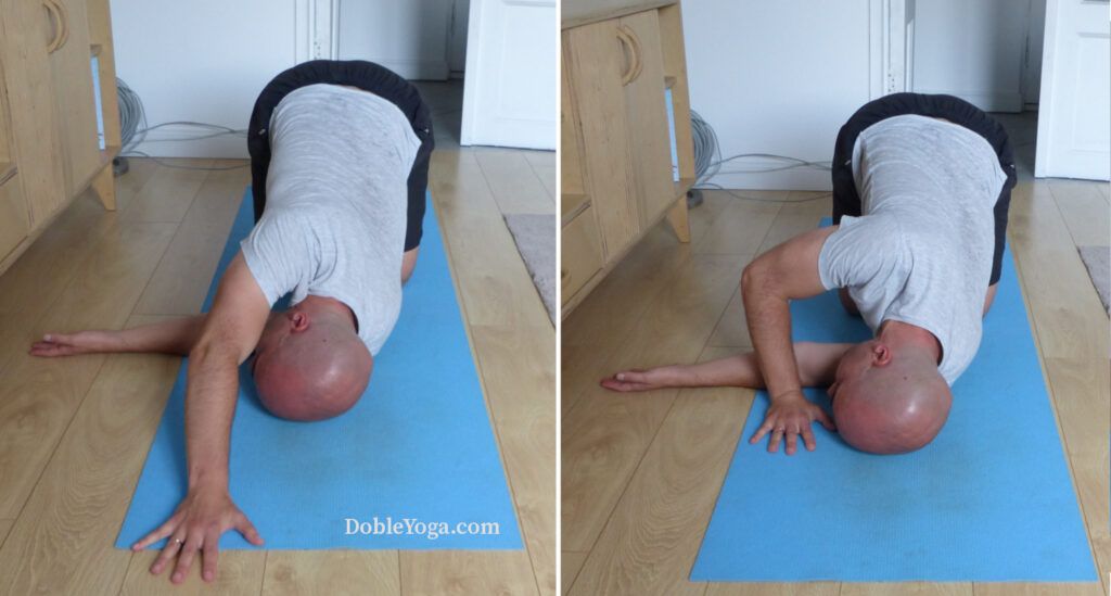 Enhebra la aguja para estirar la espalda. 1. Con brazo de apoyo estirado, 2. Con mano apoyada